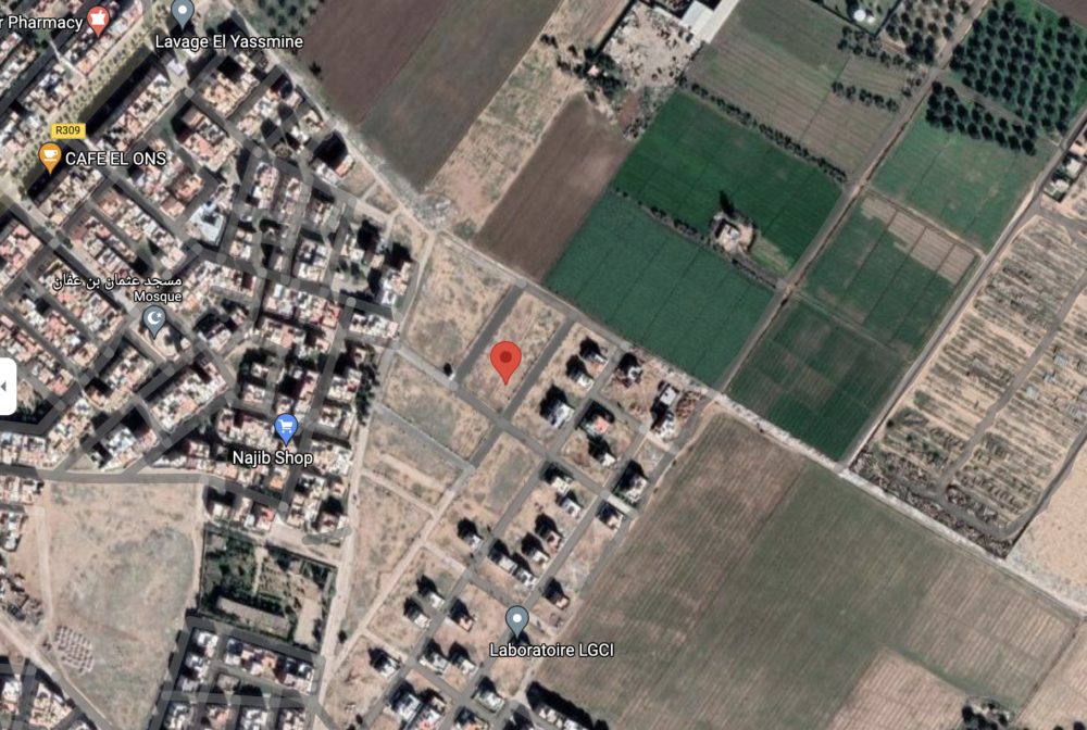 تنازل على بقعة ارضية خاصة للفيلات الصغيرة بمدينة الفقيه بن صالح